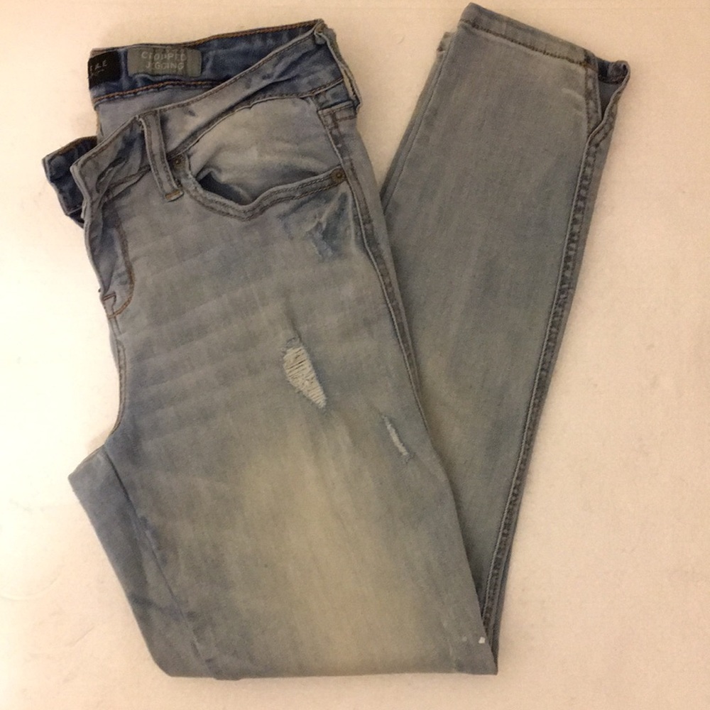Faded Aeropostale Stretchy Jeans.